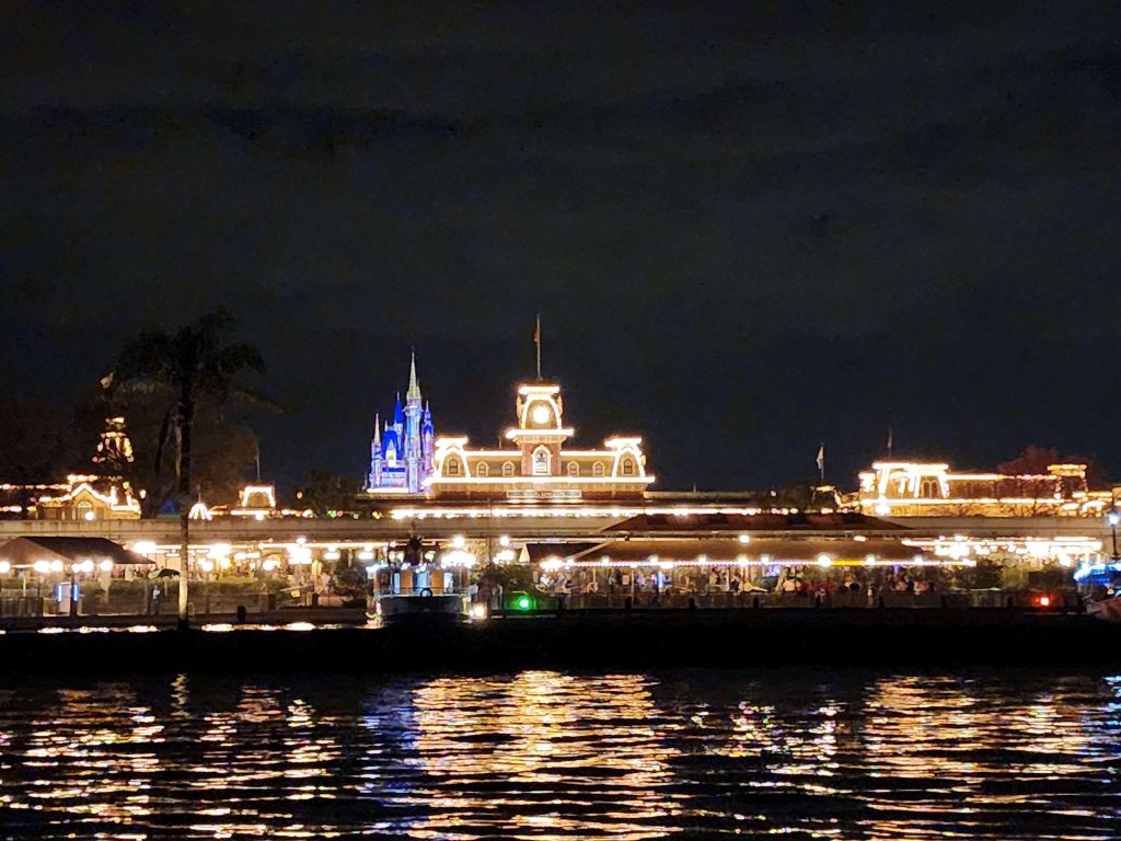 magic kingdom fireworks cruise review